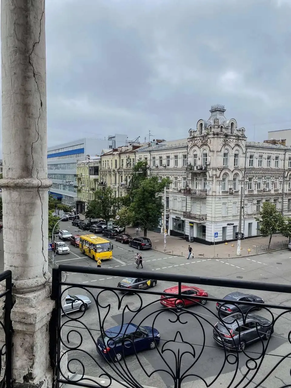 Фото Орендувати офіс, Саксаганського вул.  Київ в довгострокову оренду, ціна: 1400 $, код 4683
