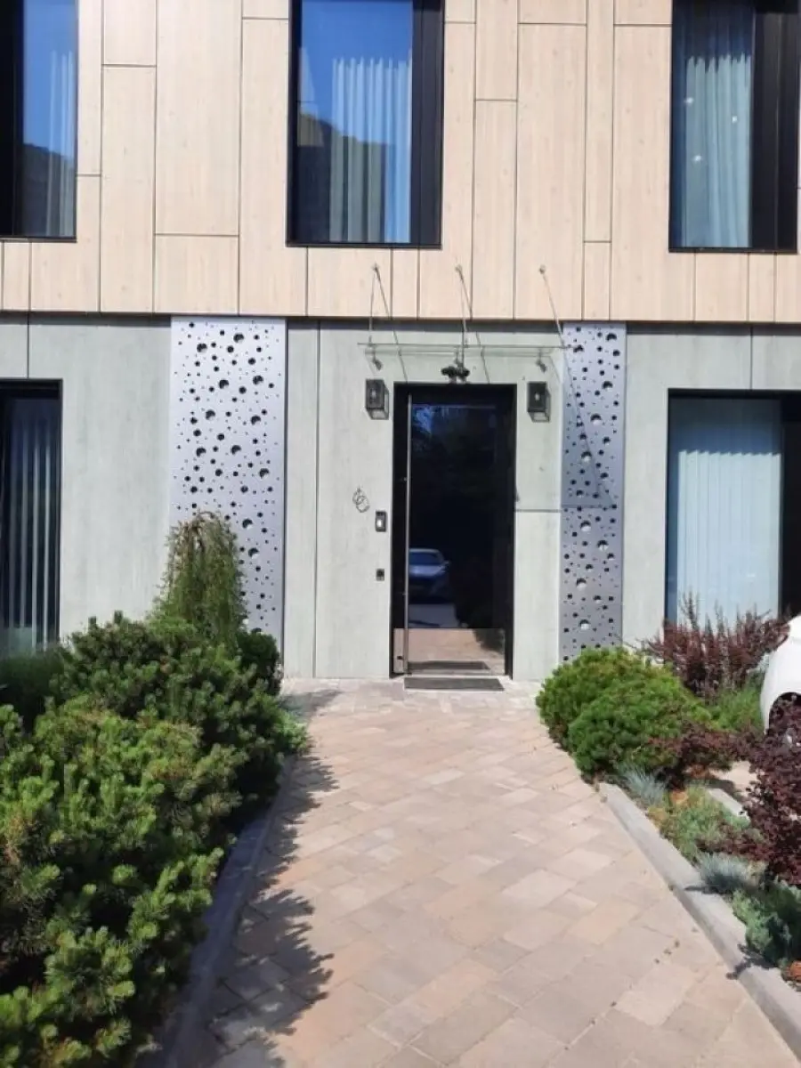 Фото Rent an office, 191st Sadova Street  Kyiv for long-term rent, price: 26 $, code 4690