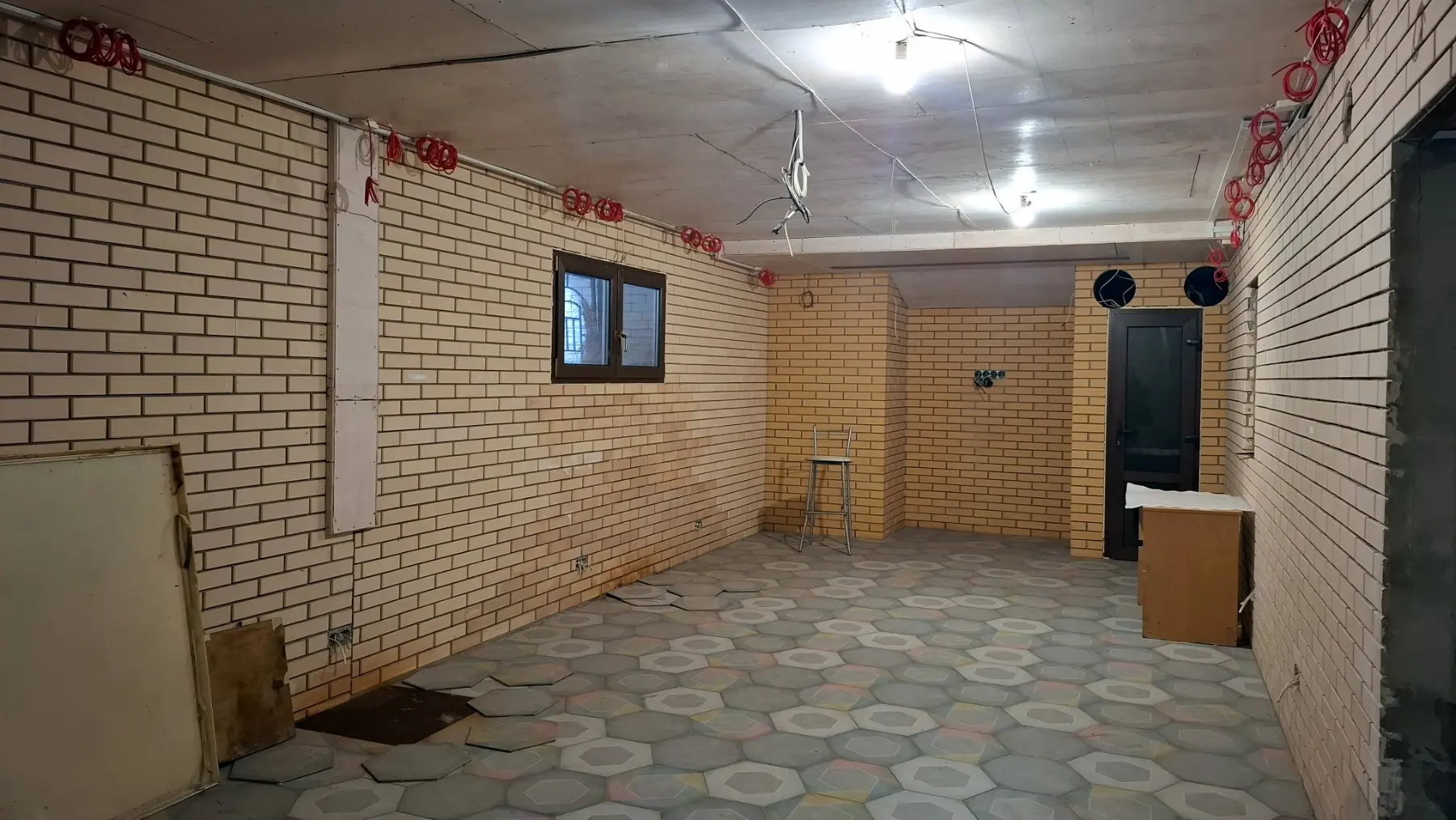 Фото Selling commercial property, 121 sq.m., Mystetstv Street (Chervonopraporna Street) 7/9 Kharkiv, price: 60000 $, code 4692
