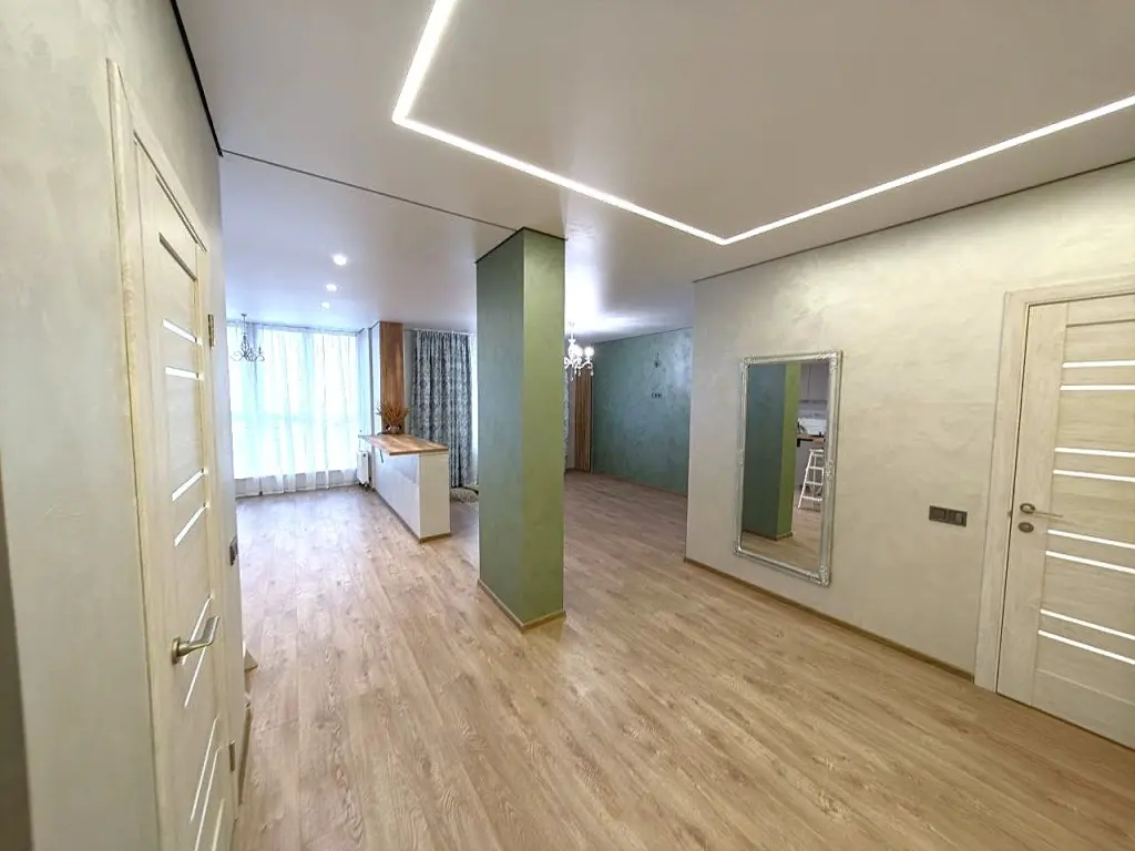 Фото Rent a 3-room apartment, Nebesnoi Sotni Avenue (Marshala Zhukova Avenue)  Odesa for long-term rent, price: 400 $, code 4696