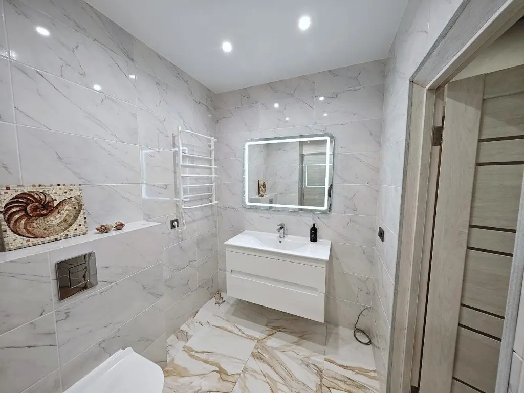 Фото Rent a 3-room apartment, Nebesnoi Sotni Avenue (Marshala Zhukova Avenue)  Odesa for long-term rent, price: 400 $, code 4696