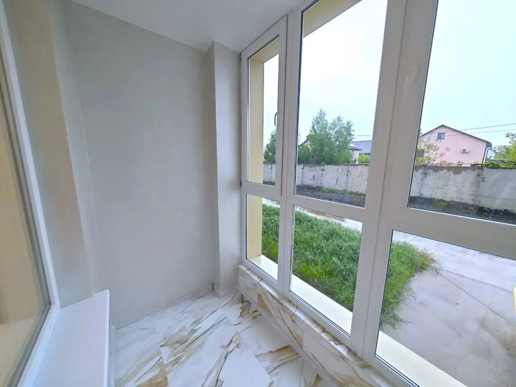 Фото Rent a 3-room apartment, Nebesnoi Sotni Avenue (Marshala Zhukova Avenue)  Odesa for long-term rent, price: 400 $, code 4696