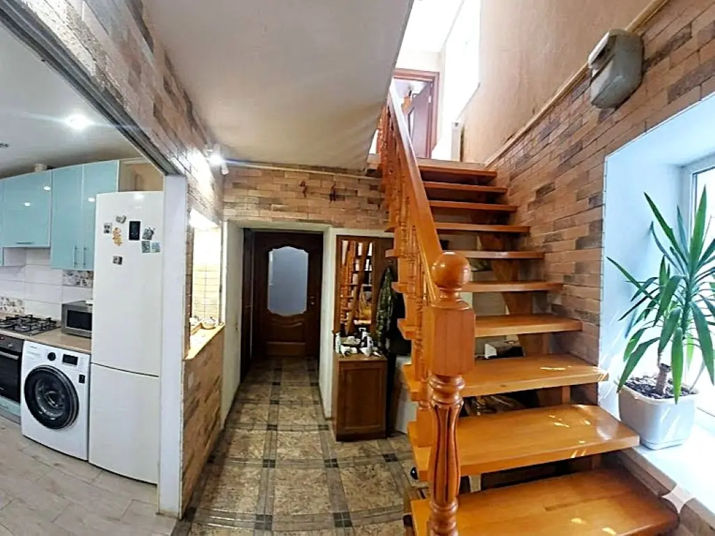 Фото Selling a house, 92 sq.m., 1-i Maiskyi lane  Odesa, price: 55000 $, code 4699