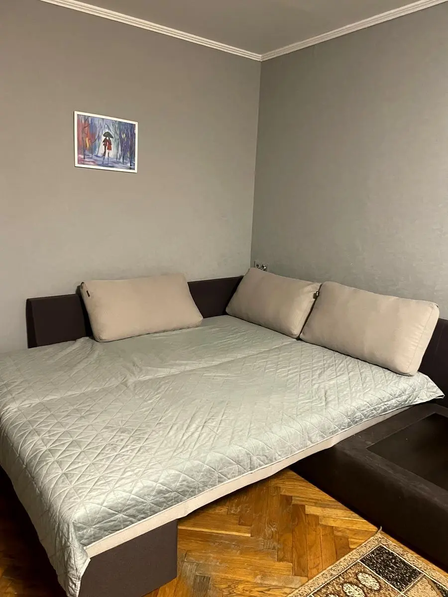 Фото Зняти 1 кімнатну квартиру, Чугуївський пров.  Київ в довгострокову оренду, ціна: 15000 грн, код 4701