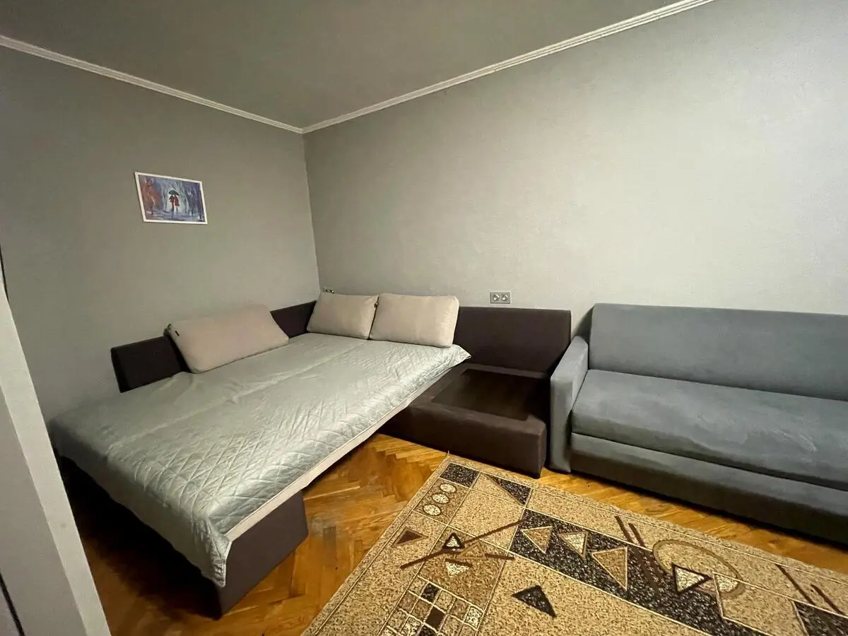 Фото Зняти 1 кімнатну квартиру, Чугуївський пров.  Київ в довгострокову оренду, ціна: 15000 грн, код 4701