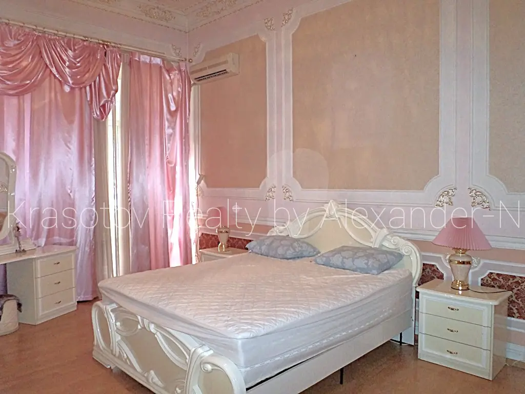 Фото Зняти 3 кімнатну квартиру, Преображенська вул. 69 Одеса в довгострокову оренду, ціна: 500 $, код 4704