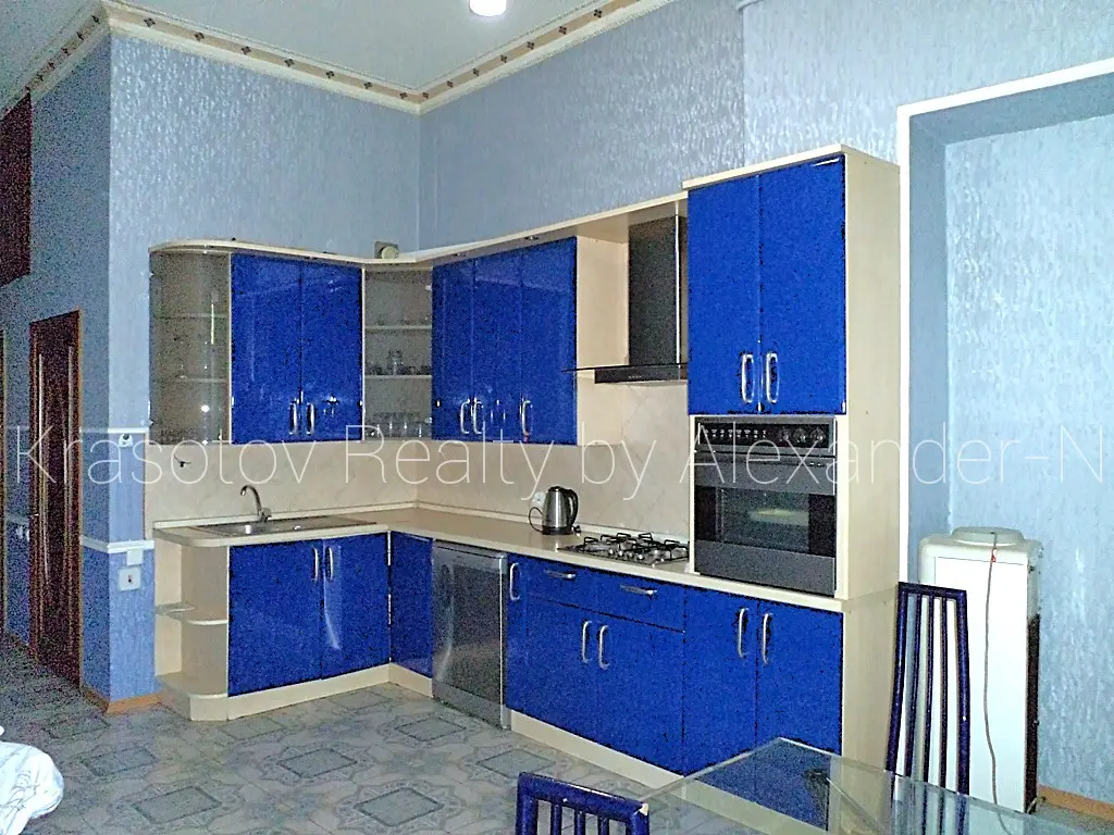 Фото Зняти 3 кімнатну квартиру, Преображенська вул. 69 Одеса в довгострокову оренду, ціна: 500 $, код 4704