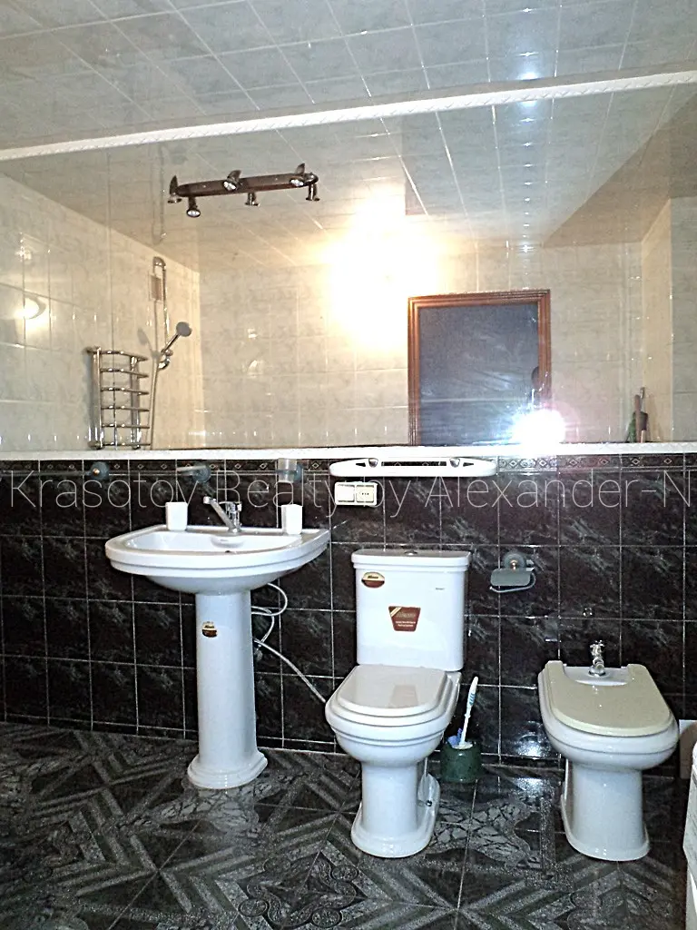 Фото Зняти 3 кімнатну квартиру, Преображенська вул. 69 Одеса в довгострокову оренду, ціна: 500 $, код 4704