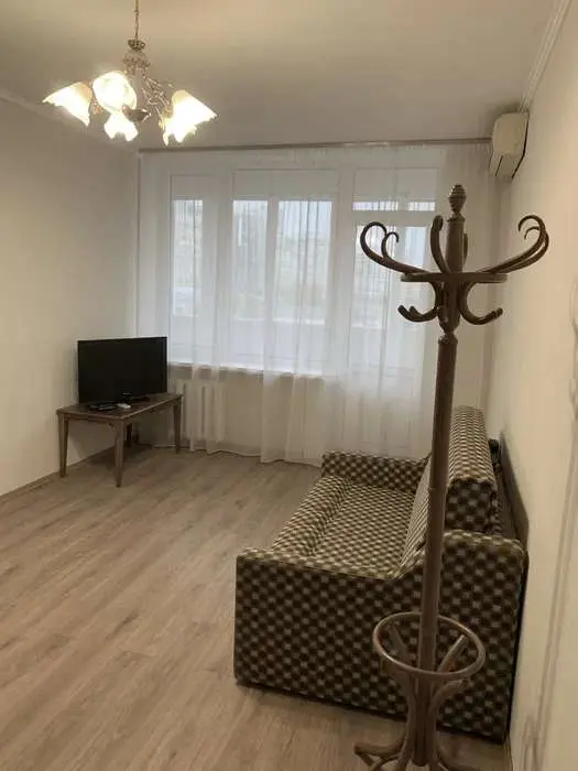 Фото Продаю 2 кімнатну квартиру, 54 кв. м, Лесі Українки бульв. 36/10 Київ, ціна: 81000 $, код 4705