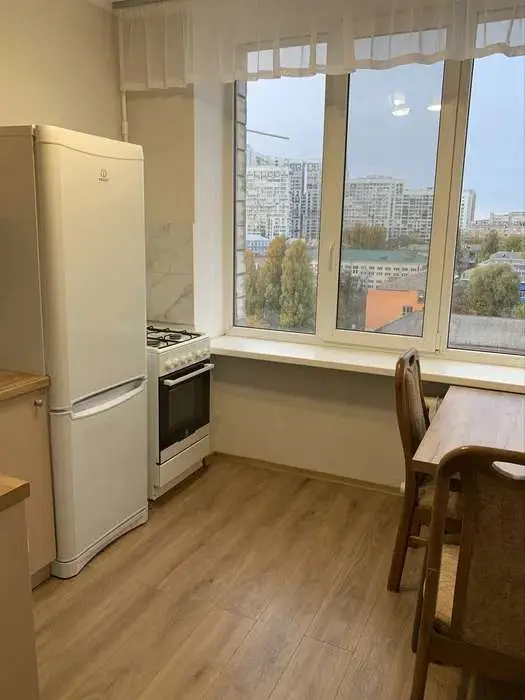 Фото Продаю 2 кімнатну квартиру, 54 кв. м, Лесі Українки бульв. 36/10 Київ, ціна: 81000 $, код 4708