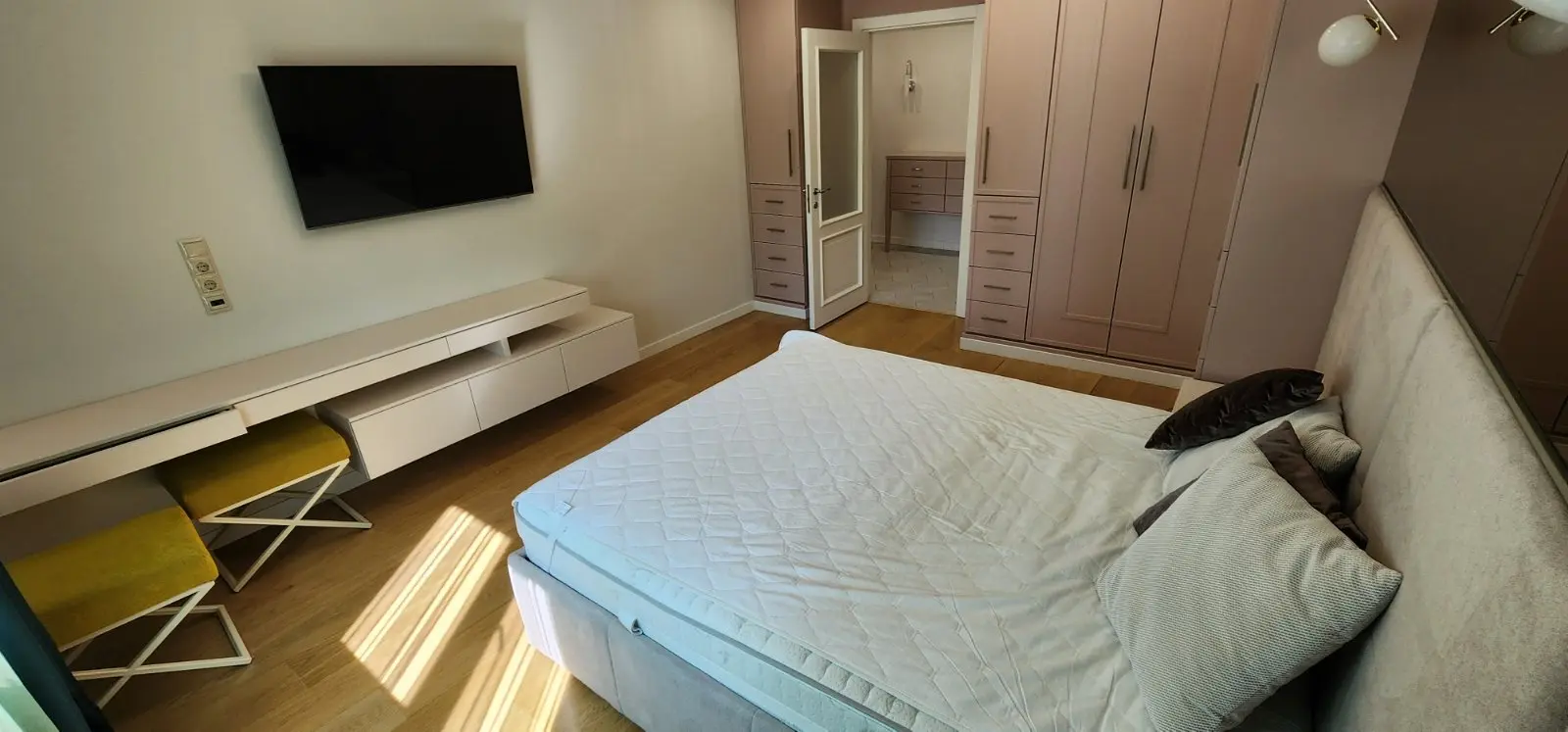 Фото Продаю 3 кімнатну квартиру, 102.6 кв. м, Івана Рубчака вул. 21в Львів, ціна: 250000 $, код 4719