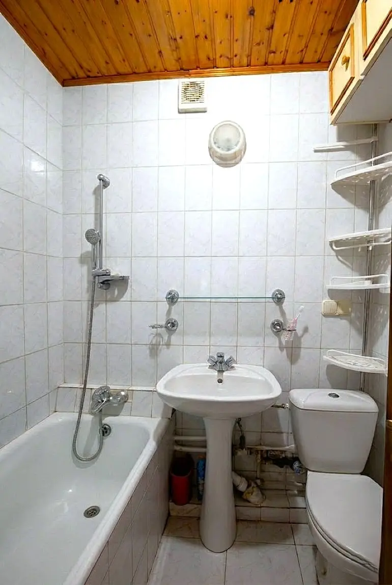 Фото Продаю 2 кімнатну квартиру, 42 кв. м, Академічна вул. (Піонерська) 16 Одеса, ціна: 45000 $, код 4725