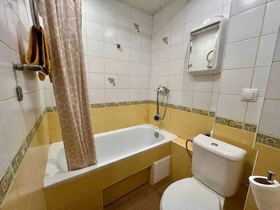 Фото Selling a 1-room apartment, 30 sq.m., Rusanivska Embarkment 4/1 Kyiv, price: 47500 $, code 4737