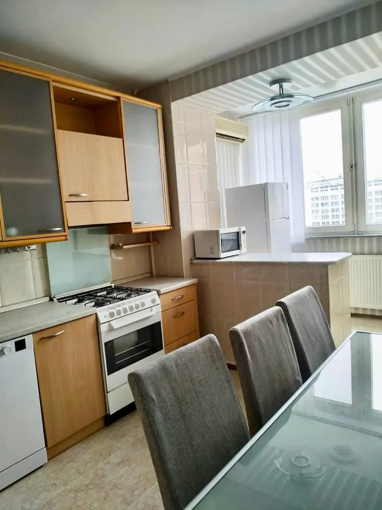 Фото Selling a 3-room apartment, 82 sq.m., Henerala Almazova Street (Kutuzova Street) 6 Kyiv, price: 145000 $, code 4739