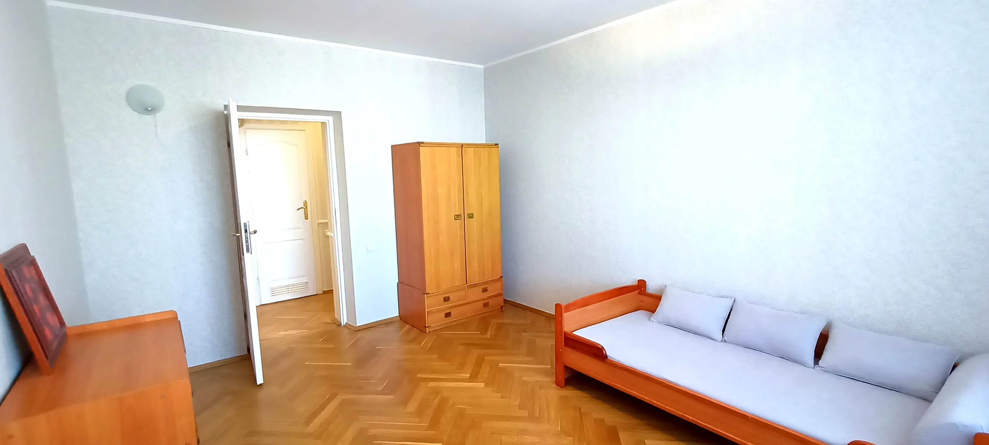 Фото Selling a 3-room apartment, 82 sq.m., Henerala Almazova Street (Kutuzova Street) 6 Kyiv, price: 145000 $, code 4739