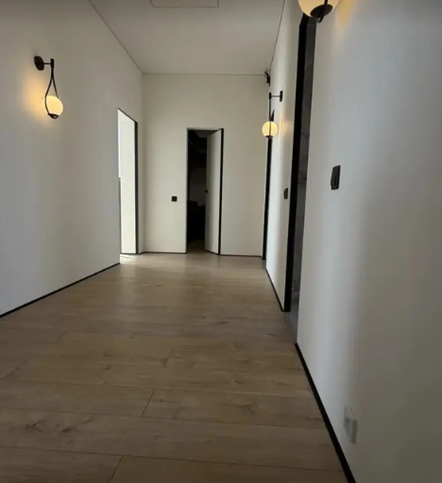 Фото Продаю дом, 212 кв. м, Центральная ул.  Киев, цена: 550000 $, код 4754