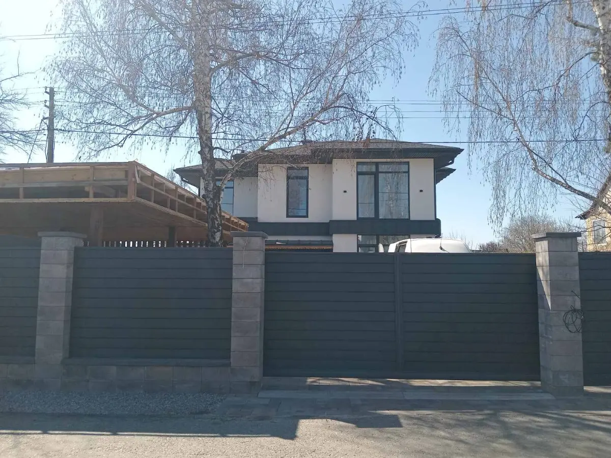 Фото Продаю дом, 212 кв. м, Центральная ул.  Киев, цена: 550000 $, код 4754