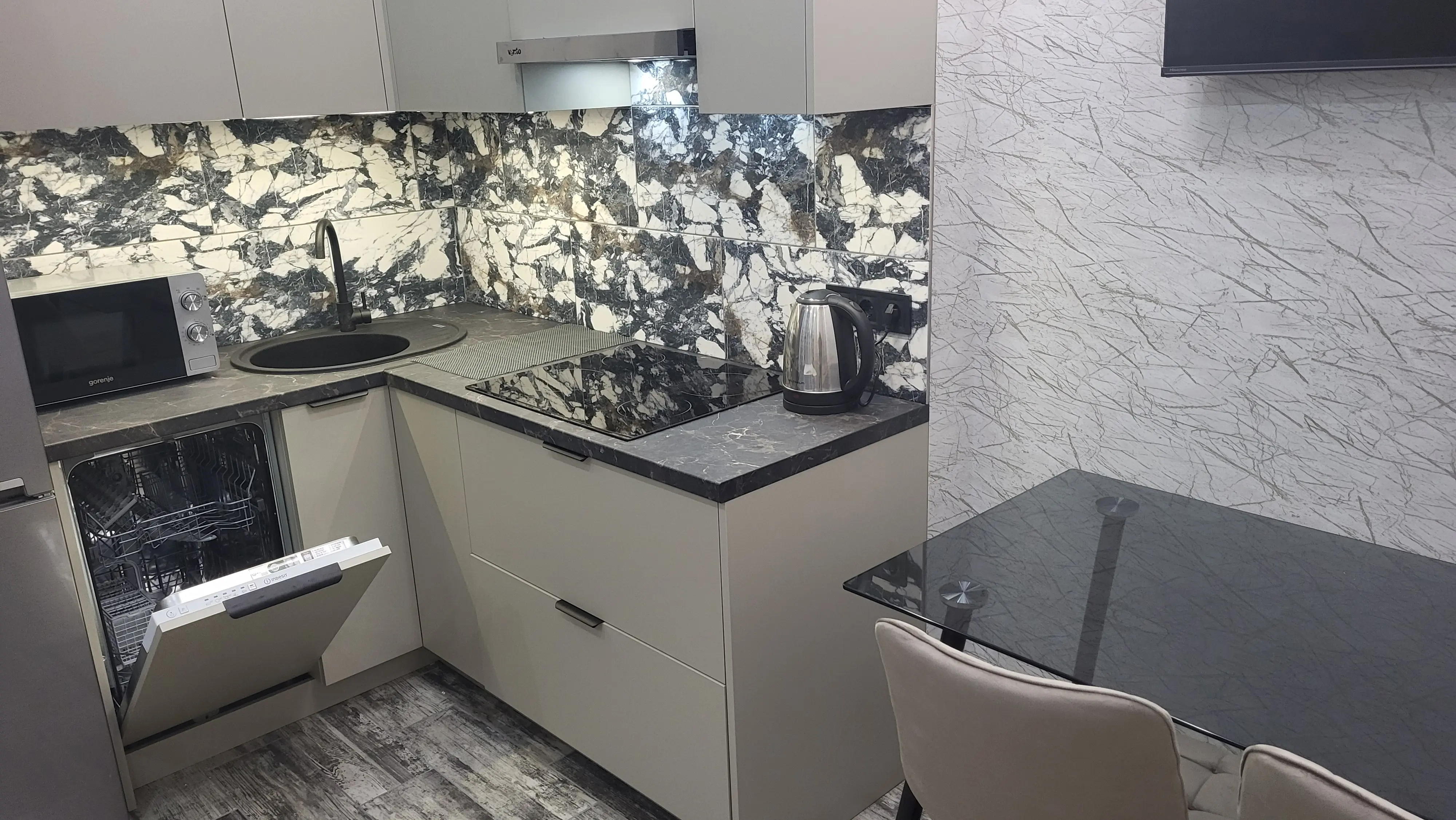 Фото Зняти 1 кімнатну квартиру, Кам’янська вул. 125 Київ в довгострокову оренду, ціна: 18000 UAH, код 4757