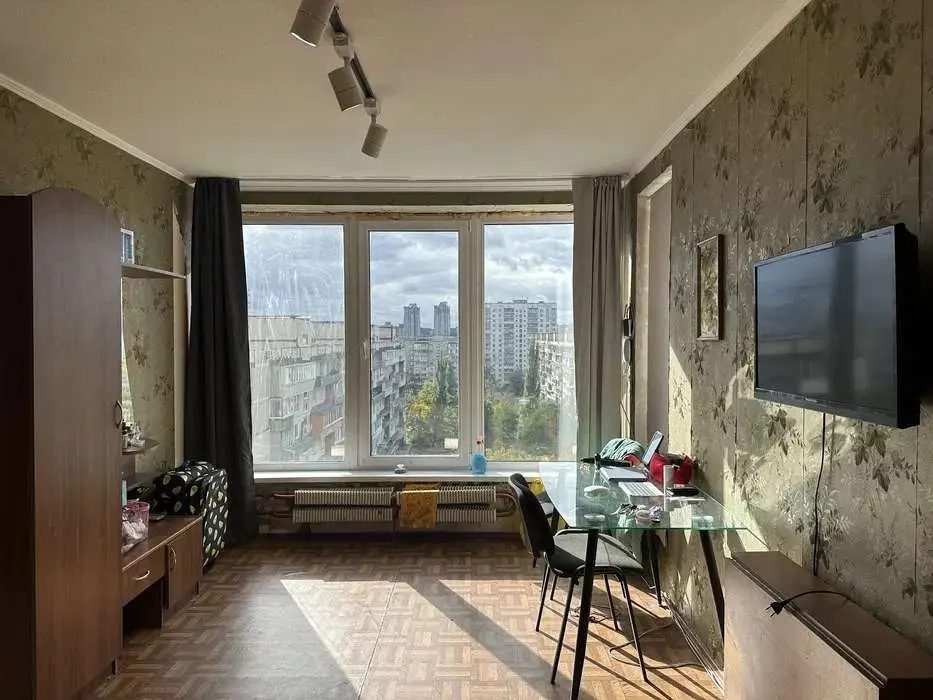 Фото Продаю 1 кімнатну квартиру, 35 кв. м, Березняківська вул. 2 Київ, ціна: 50000 $, код 4763