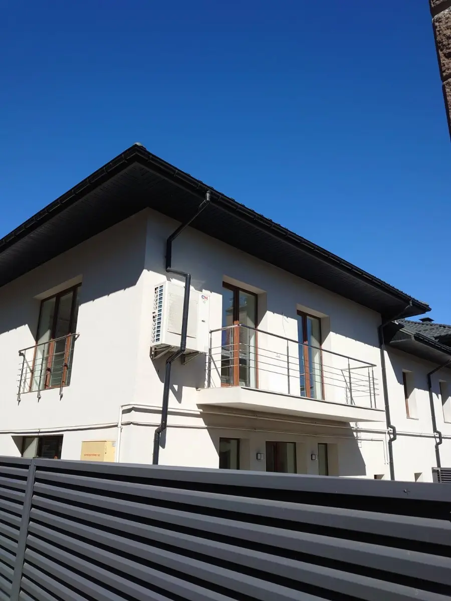 Фото Продаю будинок, 165 кв. м, Богатирська вул.  Київ, ціна: 185000 $, код 4765