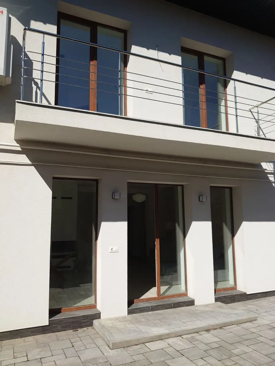 Фото Продаю будинок, 165 кв. м, Богатирська вул.  Київ, ціна: 185000 $, код 4765