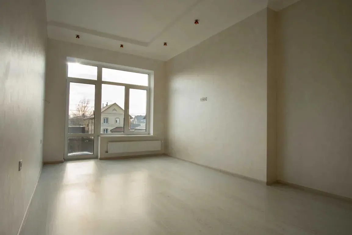 Фото Продаю будинок, 225 кв. м, Жулянська вул.  Київ, ціна: 299000 $, код 4769