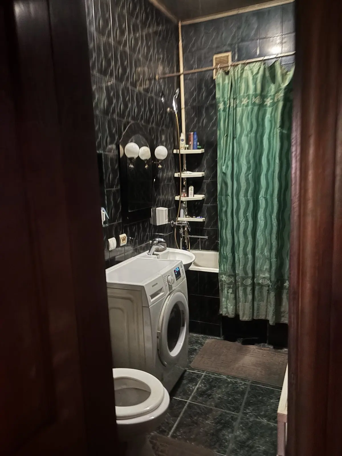 Фото Зняти 2 кімнатну квартиру, Рясний пров. 3 Київ в довгострокову оренду, ціна: 8999 UAH, код 4774