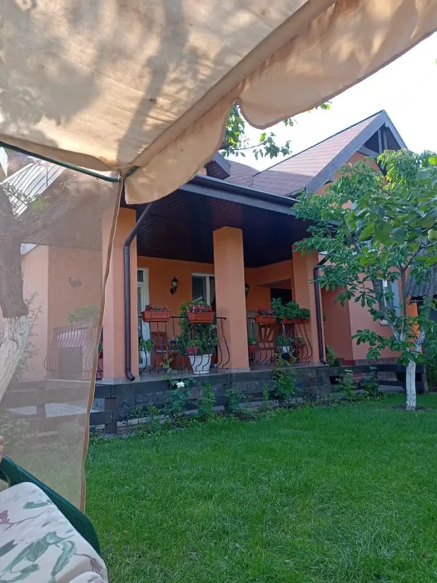 Фото Продаю будинок, 170 кв. м, 7-а лінія  Київ, ціна: 205000 $, код 4782