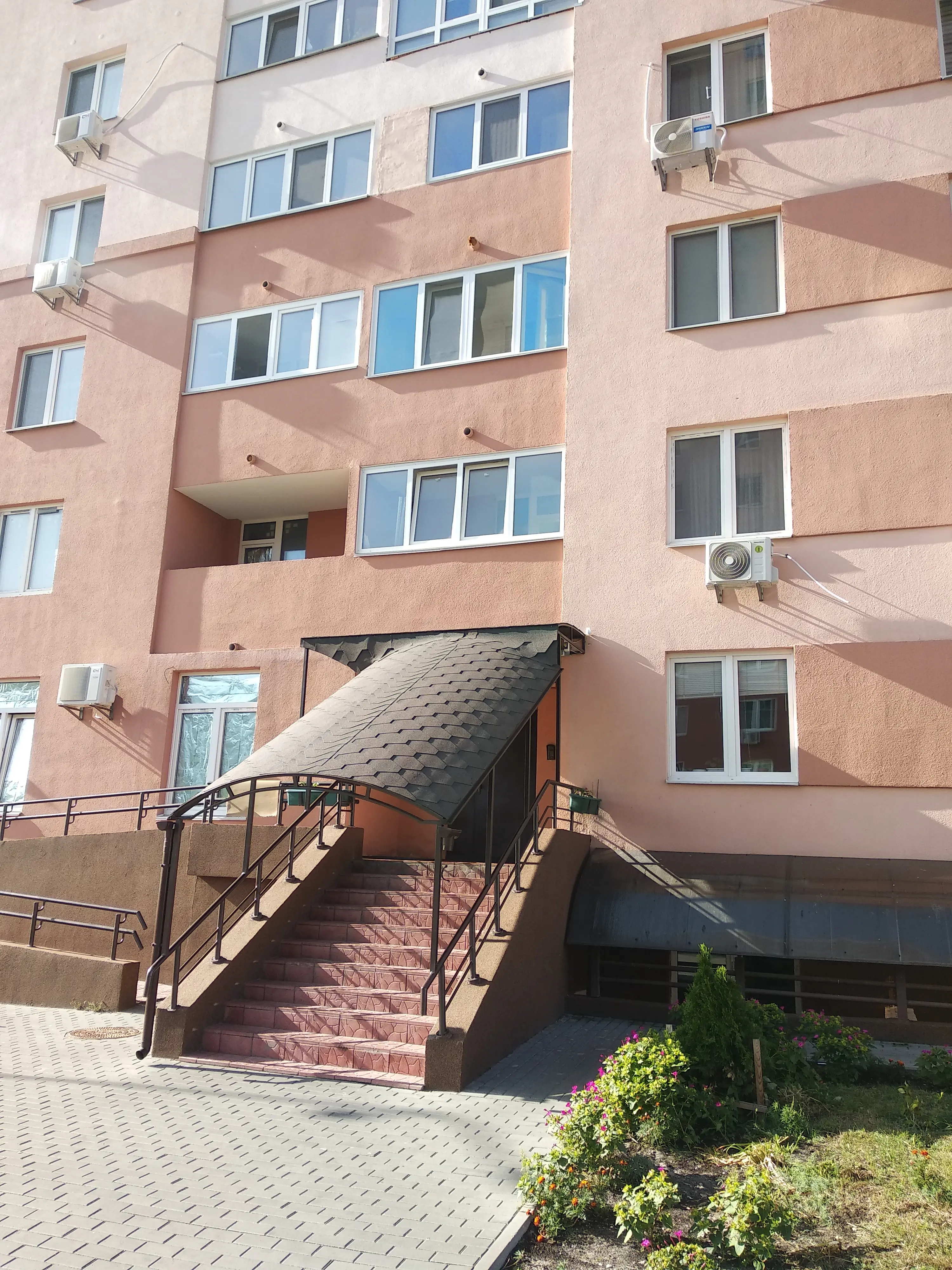 Фото Selling a 1-room apartment, 44 sq.m., Solomii Krushelnytskoi Street 15а Kyiv, price: 70000 $, code 4785