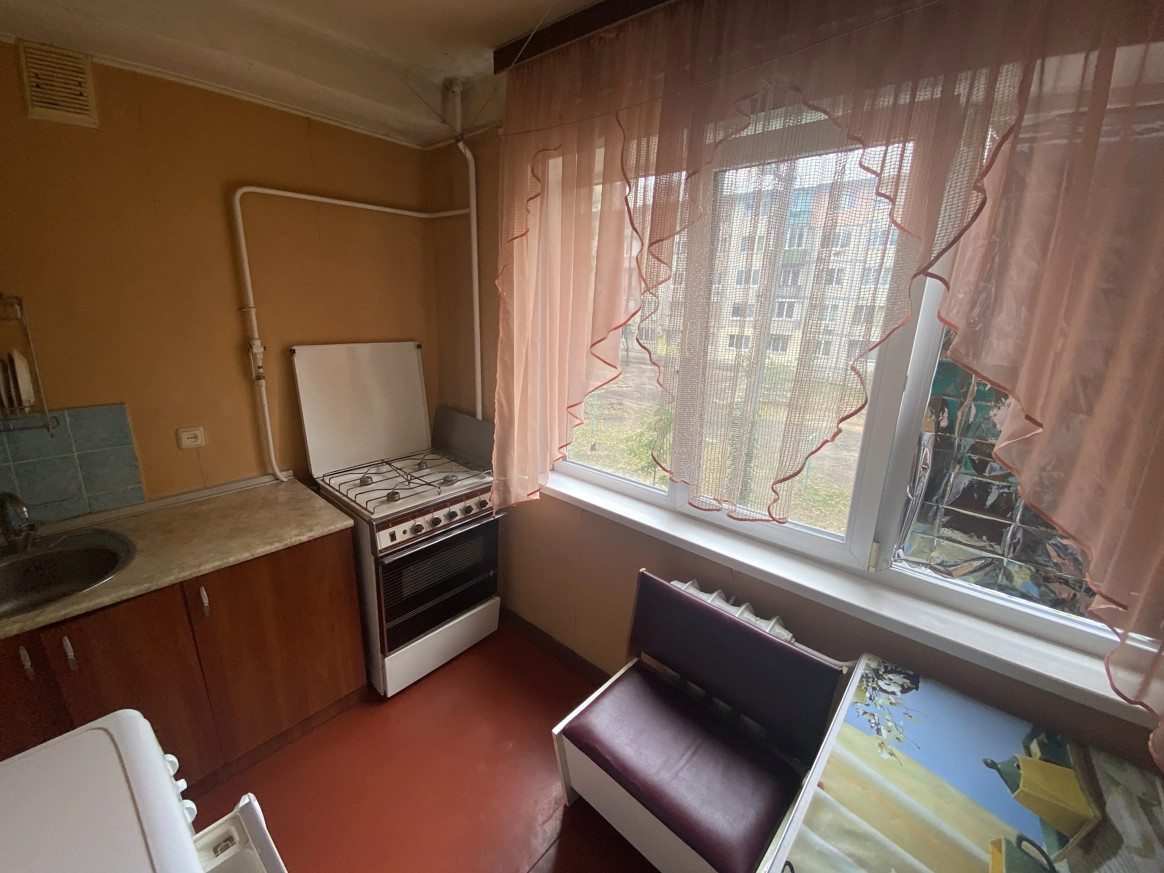 Фото Продаю 2 кімнатну квартиру, 45 кв. м, Петра Запорожця вул. 7а Київ, ціна: 39900 $, код 4790