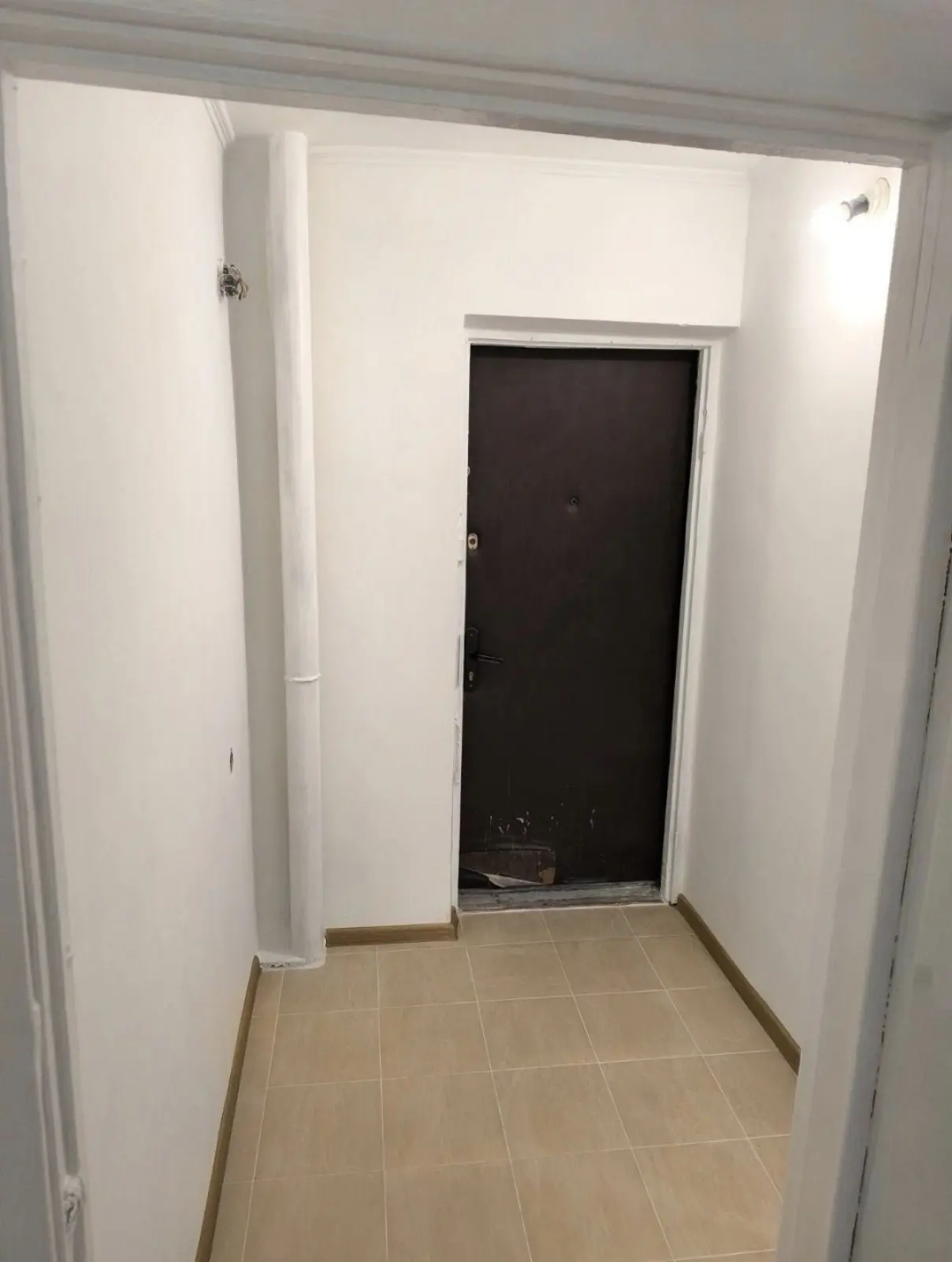 Фото Selling a 1-room apartment, 31 sq.m., Pavla Tychyny Avenue 11а Kyiv, price: 45000 $, code 4794