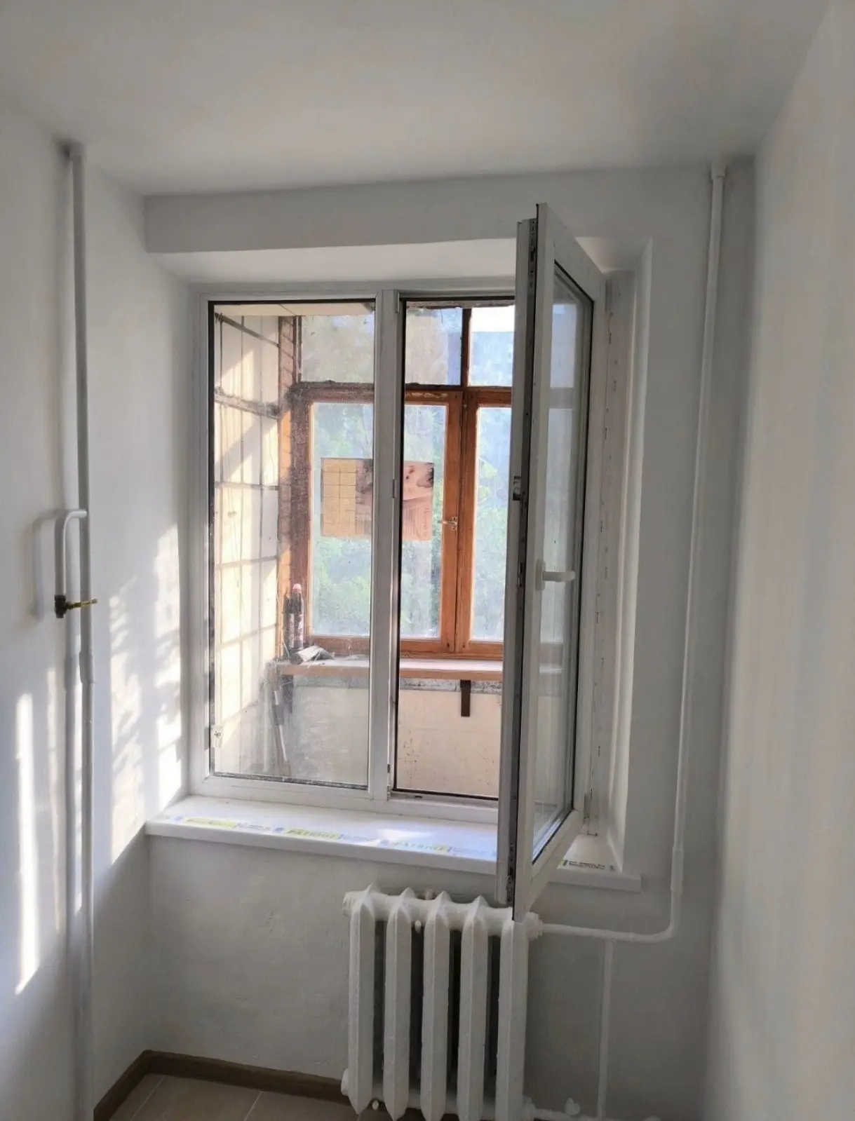 Фото Selling a 1-room apartment, 31 sq.m., Pavla Tychyny Avenue 11а Kyiv, price: 45000 $, code 4794