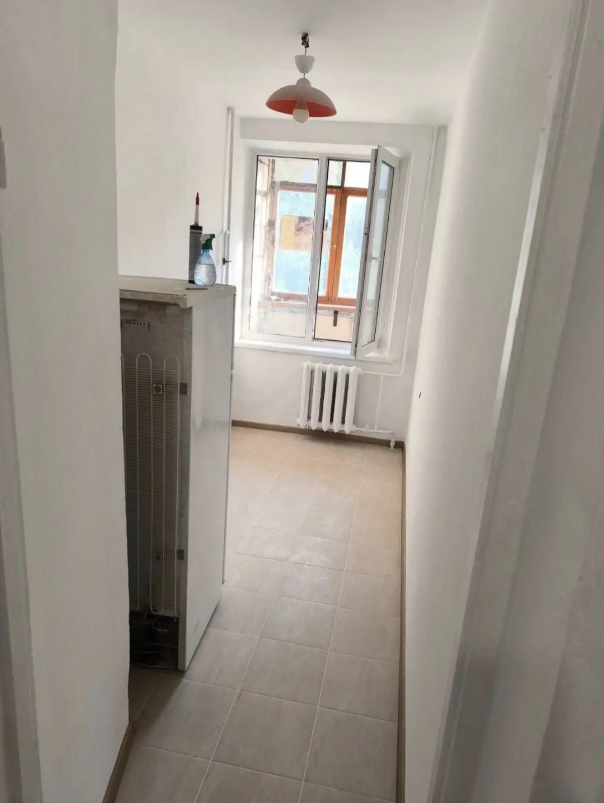 Фото Selling a 1-room apartment, 31 sq.m., Pavla Tychyny Avenue 11а Kyiv, price: 45000 $, code 4794