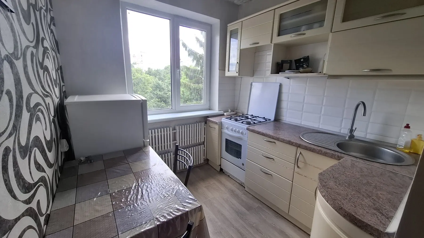 Фото Продаю 2 кімнатну квартиру, 48 кв. м, Тракторобудівників просп. 90б Харків, ціна: 32000 $, код 4804