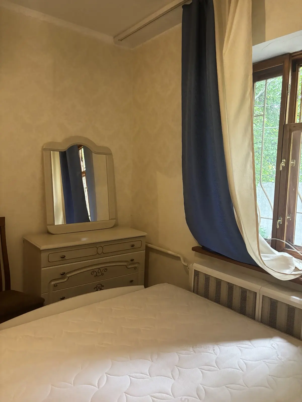 Фото Rent a 2-room apartment, Riasnyi Lane 3 Kyiv for long-term rent, price: 8800 UAH, code 4774