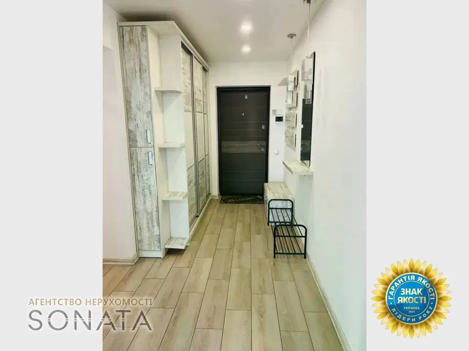 Фото Продаю 2 кімнатну квартиру, 74 кв. м, Сержанта Жужоми вул. 3 Черкаси, ціна: 125000 $, код 4822