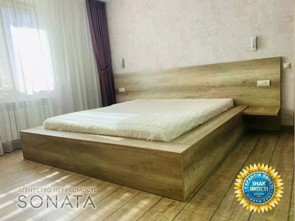 Фото Продаю 2 кімнатну квартиру, 74 кв. м, Сержанта Жужоми вул. 3 Черкаси, ціна: 125000 $, код 4822