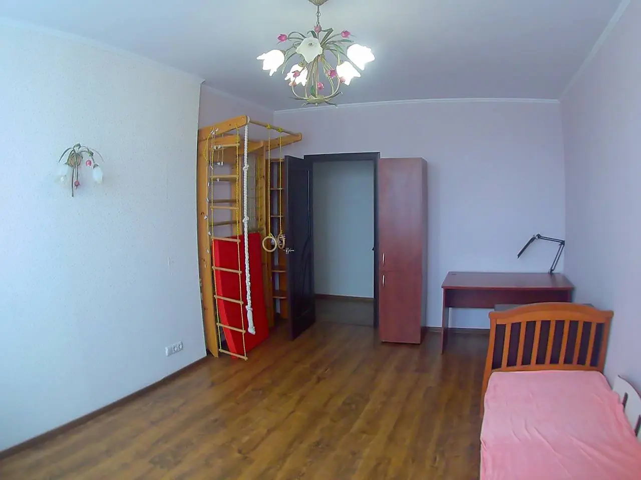 Фото Снять 2-комнатную квартиру, Ревуцкого ул. 7в Киев в долгосрочную аренду, цена: 15000 UAH, код 4826