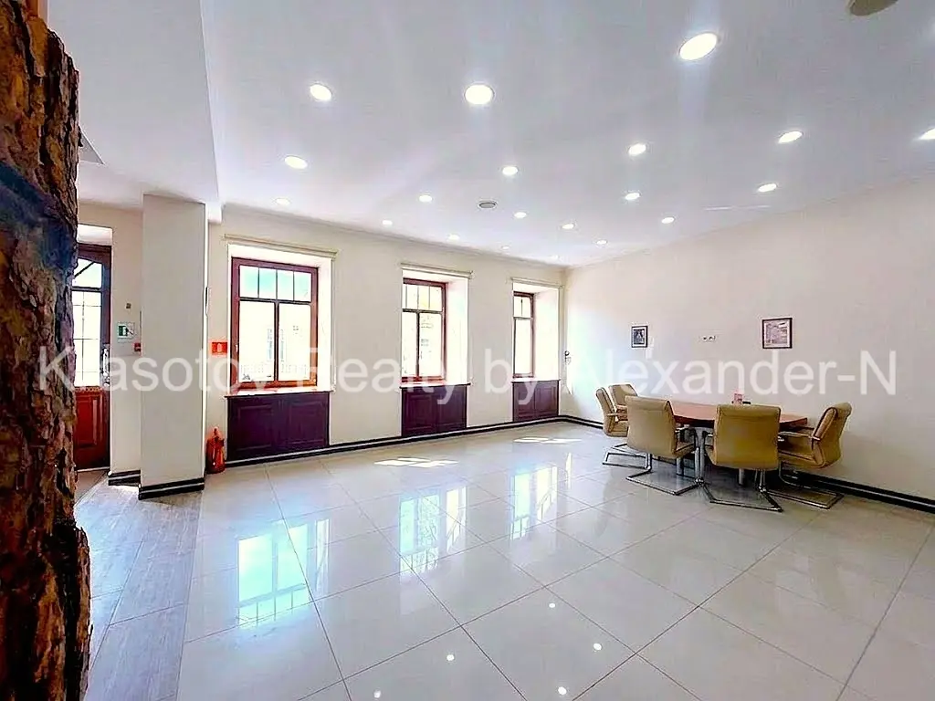 Фото Продаю офіс, 150 кв. м, Старопортофранківська вул. 9 Одеса, ціна: 320000 $, код 4827