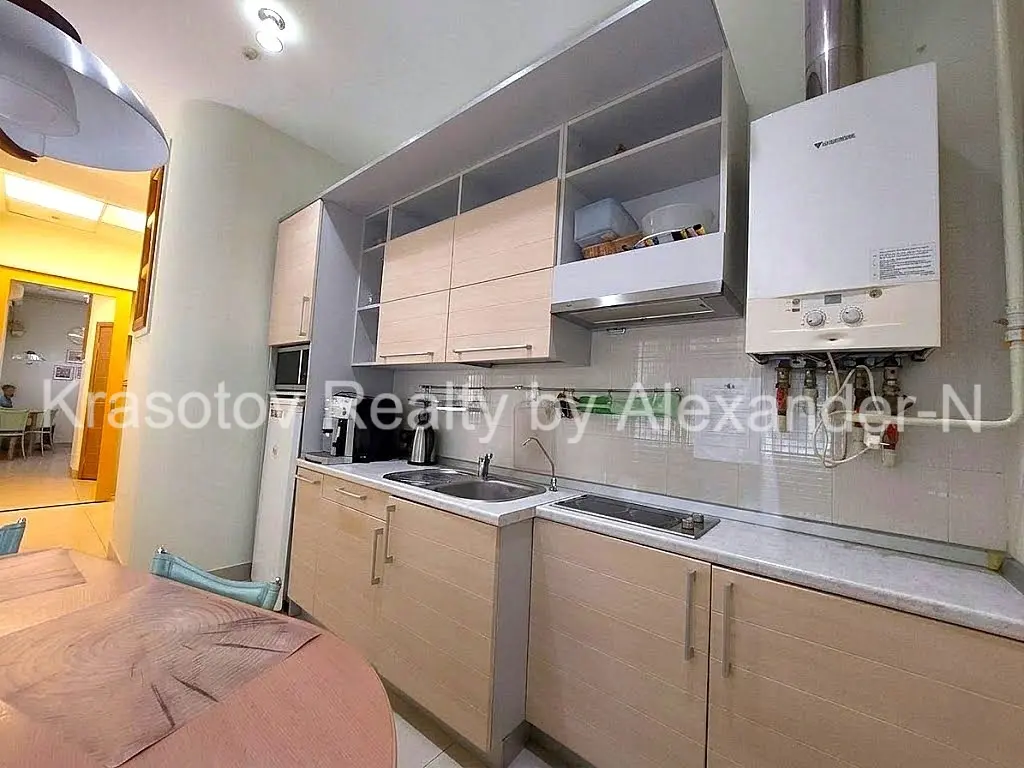 Фото Продаю офіс, 150 кв. м, Старопортофранківська вул. 9 Одеса, ціна: 320000 $, код 4827