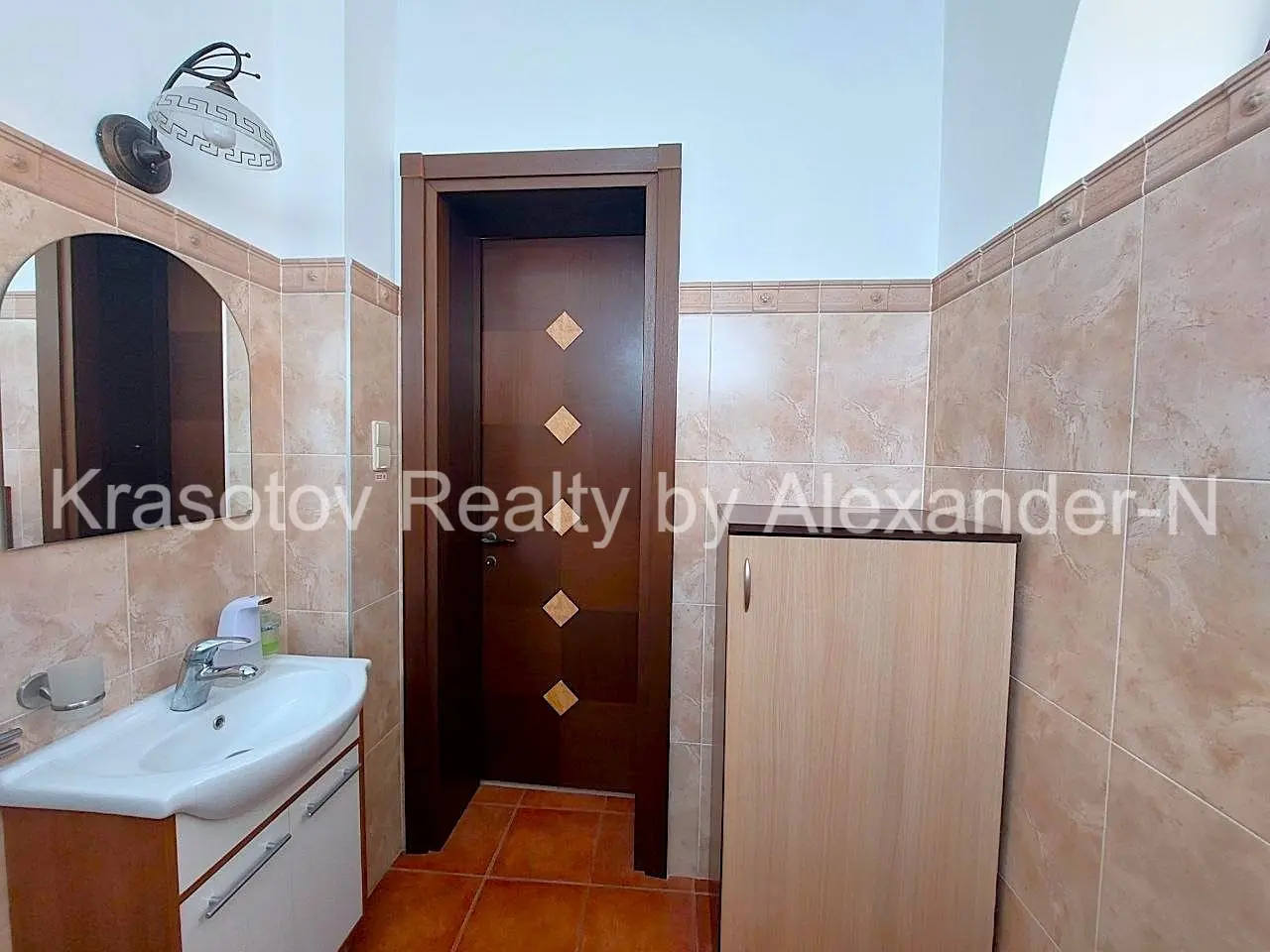 Фото Продаю офіс, 150 кв. м, Старопортофранківська вул. 9 Одеса, ціна: 320000 $, код 4827