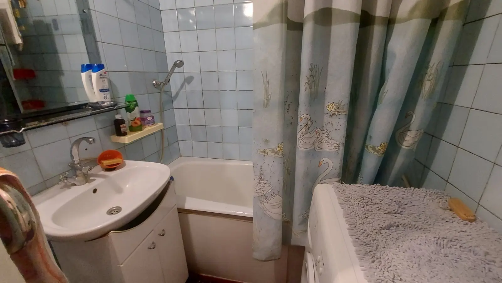 Фото Rent a 2-room apartment, Hryhorovycha-Barskoho Street 7 Kyiv for long-term rent, price: 9000 грн, code 4832