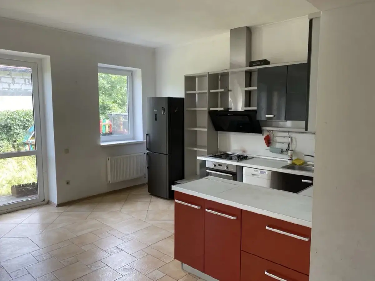 Фото Продаю будинок, 180 кв. м, Садова вул.  Київ, ціна: 184000 $, код 4834