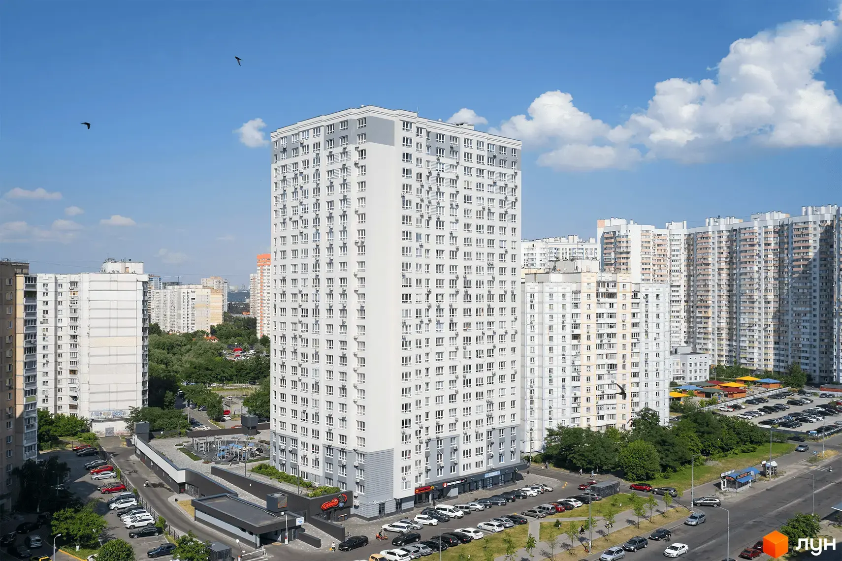 Фото Selling a 1-room apartment, 41 sq.m., Dragomanova Street 10 Kyiv, price: 105000 $, code 4840