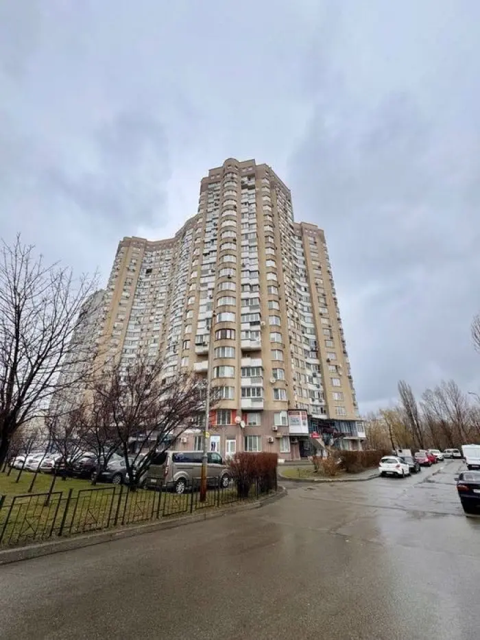 Фото Rent a 2-room apartment, Mykoly Bazhana Avenue 1м Kyiv for long-term rent, price: 22000 UAH, code 4843