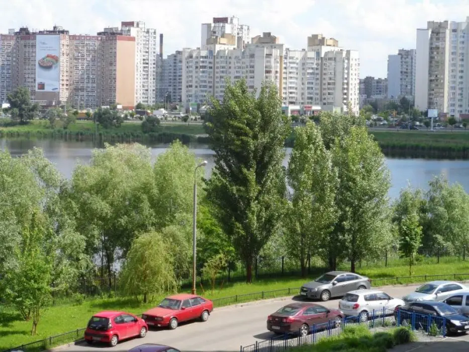 Фото Rent a 2-room apartment, Mykoly Bazhana Avenue 1м Kyiv for long-term rent, price: 22000 UAH, code 4843