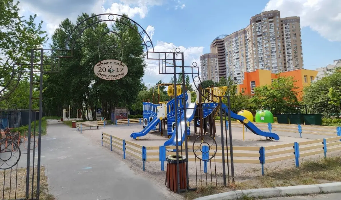 Фото Rent a 2-room apartment, Mykoly Bazhana Avenue 1м Kyiv for long-term rent, price: 22000 UAH, code 4843