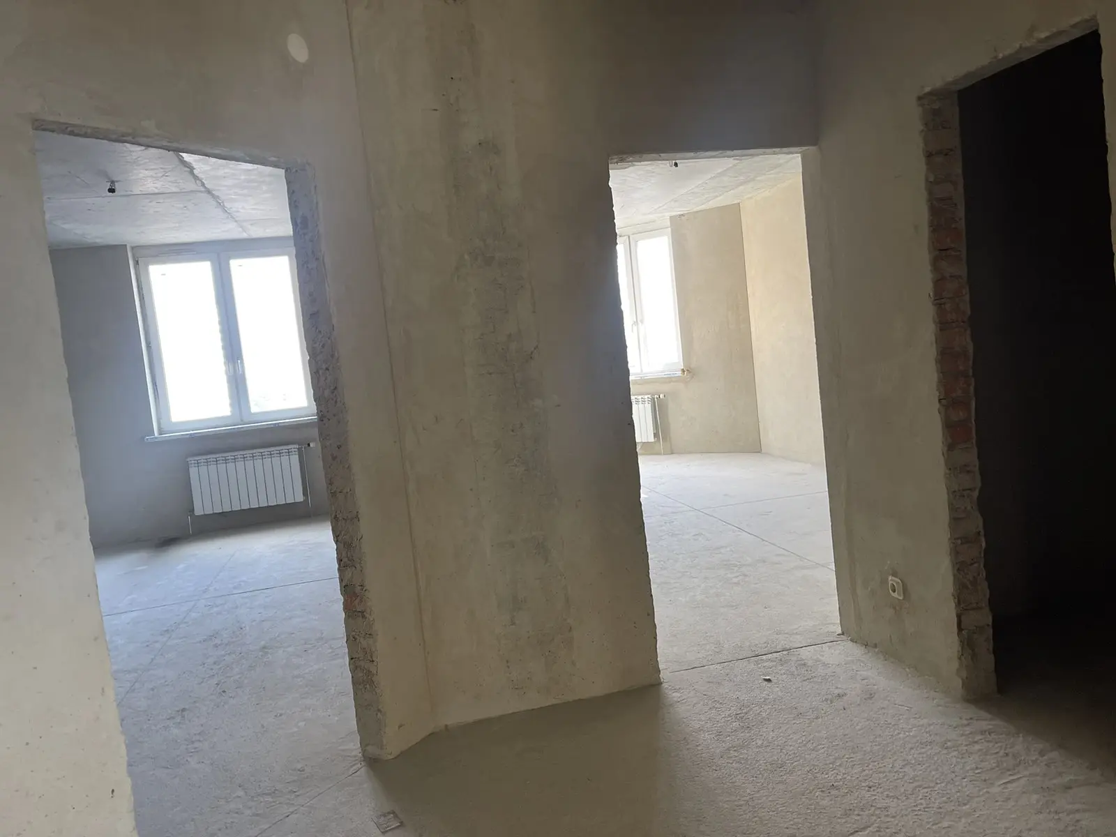 Фото Selling a 4-room apartment, 142.2 sq.m., Kniazhyi Zaton Street 21 Kyiv, price: 168000 $, code 4847