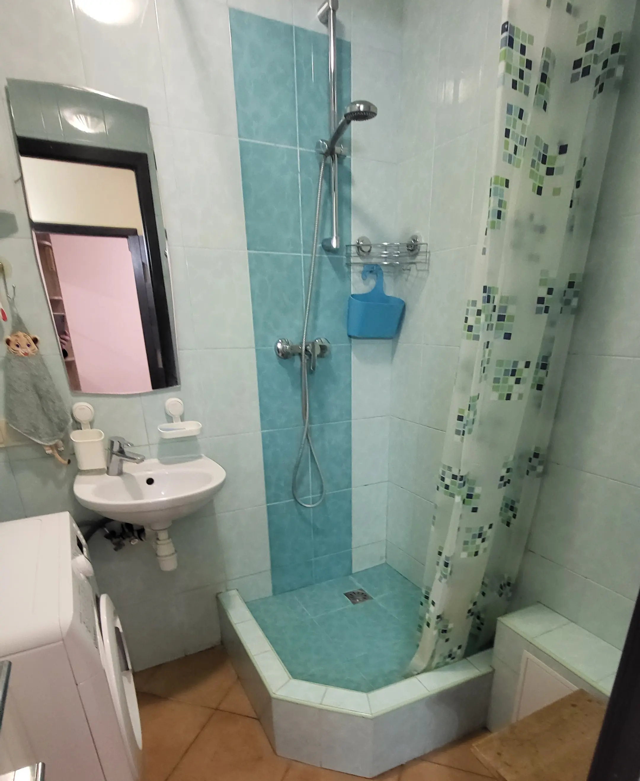 Фото Зняти 1 кімнатну квартиру, Райдужна вул. 41 Київ в довгострокову оренду, ціна: 11000 UAH, код 4857