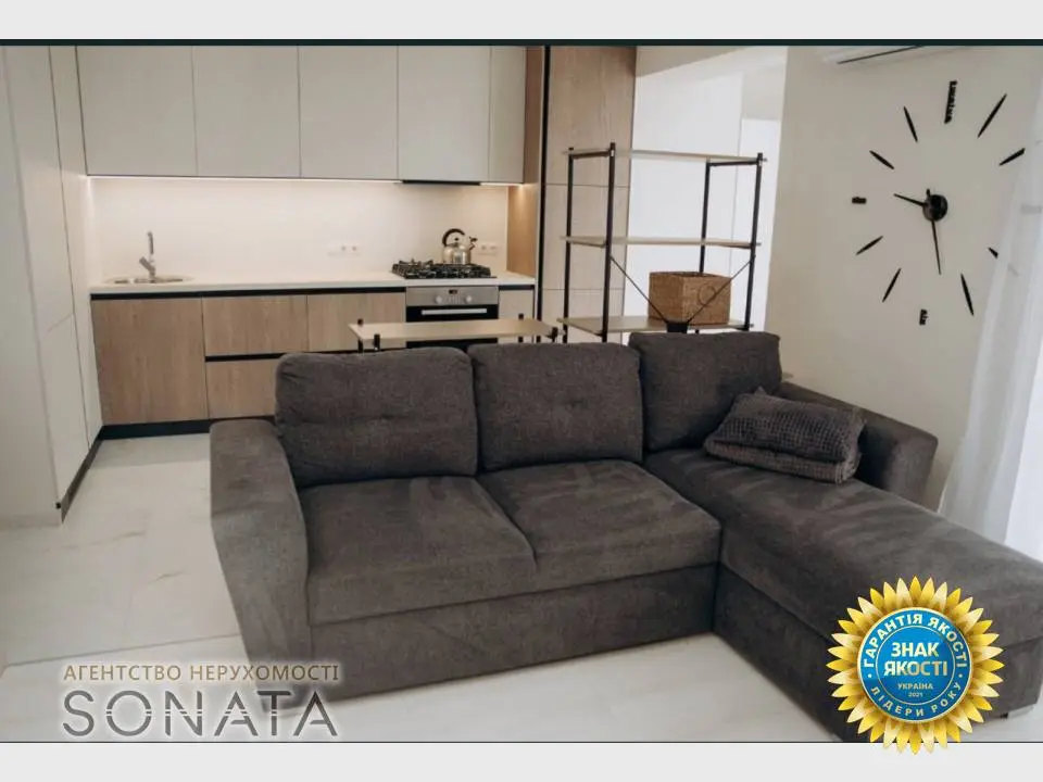 Фото Selling a 1-room apartment, 41 sq.m., Baidy Vyshnyvetskoho Street 101 Cherkasy, price: 78000 $, code 4867
